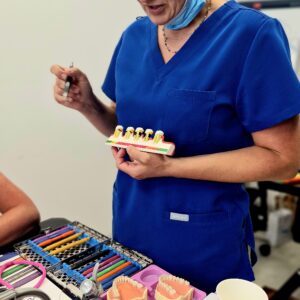 Opieka higienistki stomatologicznej nad pacjentem periodontologicznym - praca narzędziami ręcznymi - dofinansowanie BUR 2026