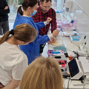 Profesjonalna asysta chirurgiczno-implantologiczna